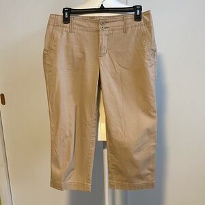Sonoma Beige Casual Capris Pants